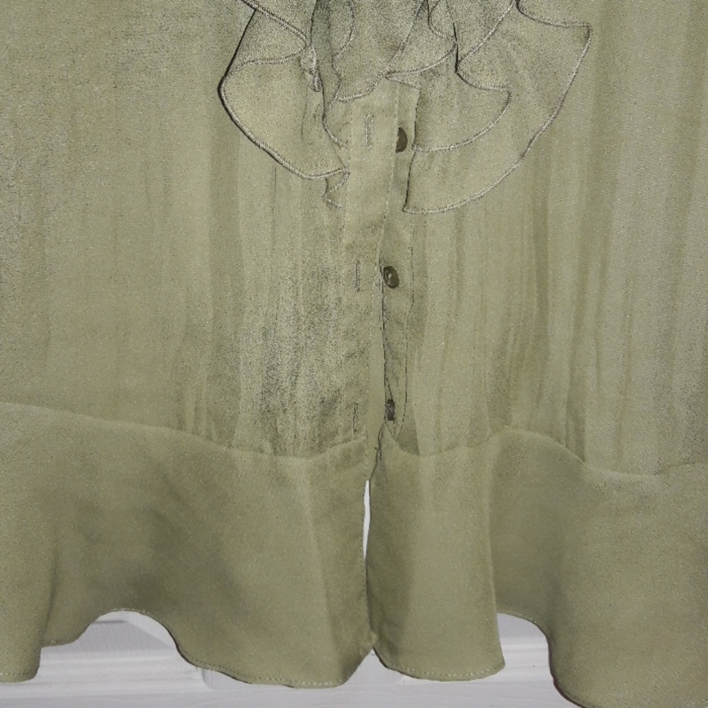 Top - Picture 3 of 3